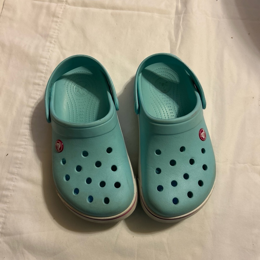 Crocs Crocband Girls Light Blue/Pink Clogs Size J3-EUC